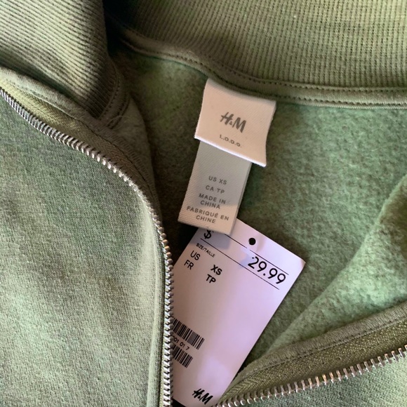 H&M Crop Sweater - Picture 2 of 4